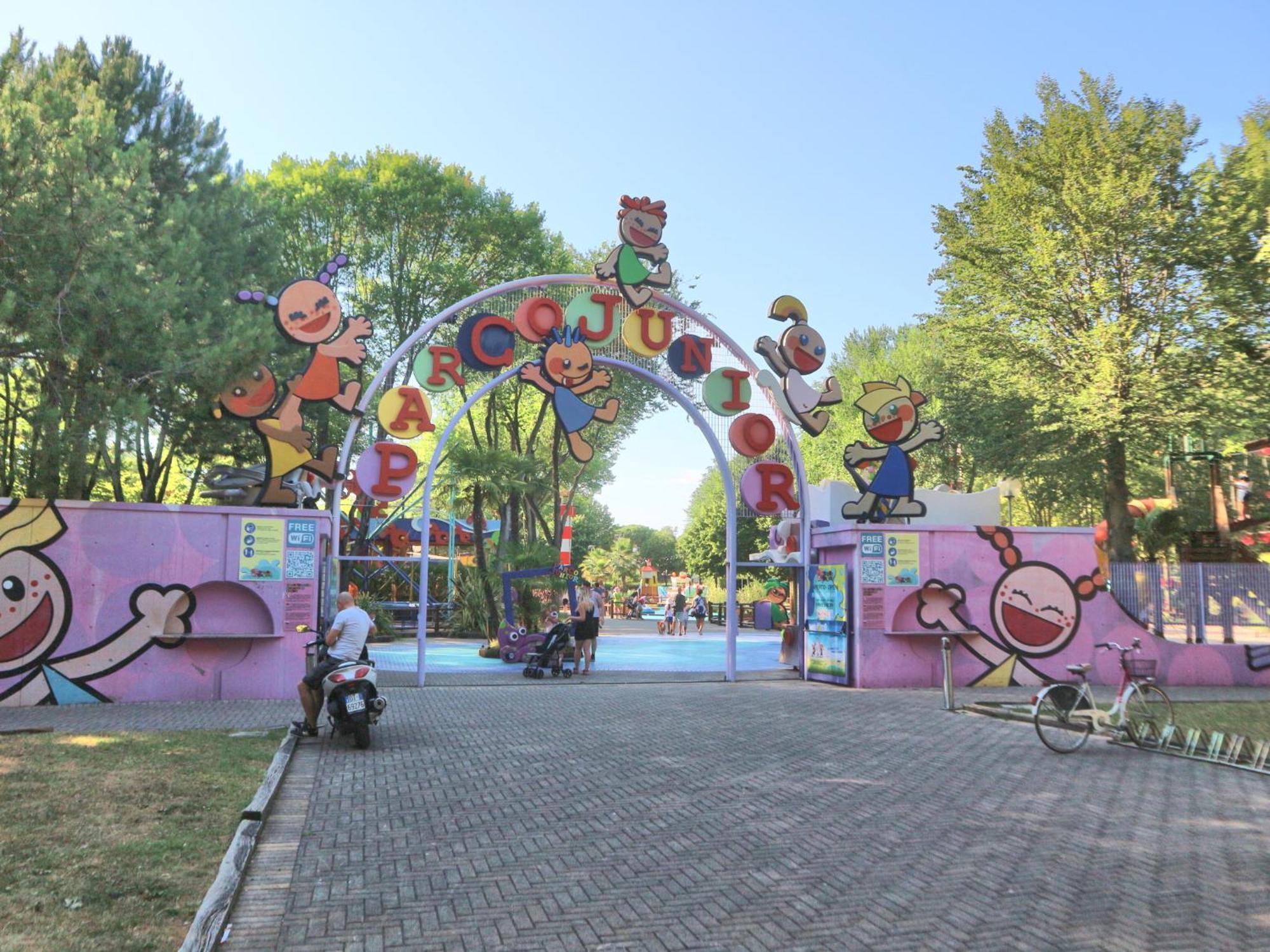 Appartamento Salisburgo Lignano Sabbiadoro Esterno foto